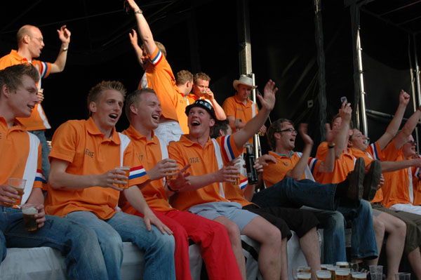 Kamp. 06 (3) 123