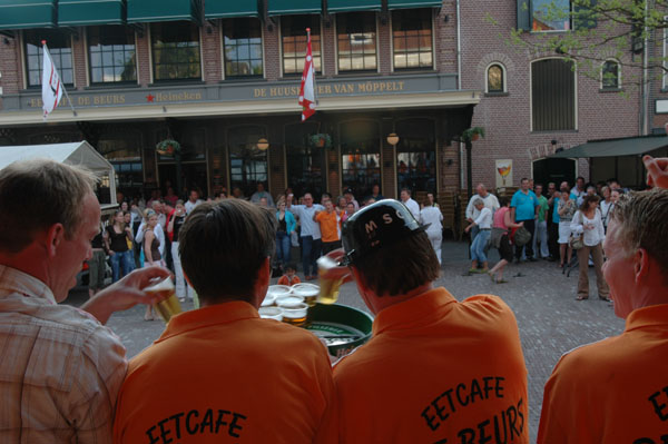 Kamp. 06 (3) 128