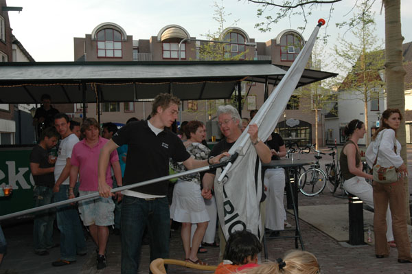 Kamp. 06 (3) 154