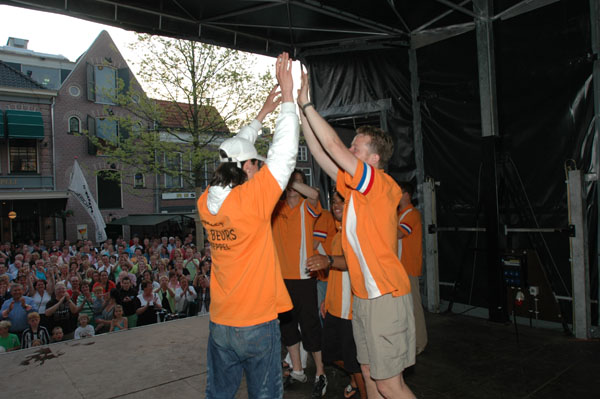 Kamp. 06 (3) 253