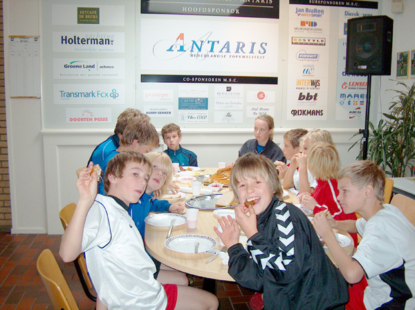 KNVB (RK) 044