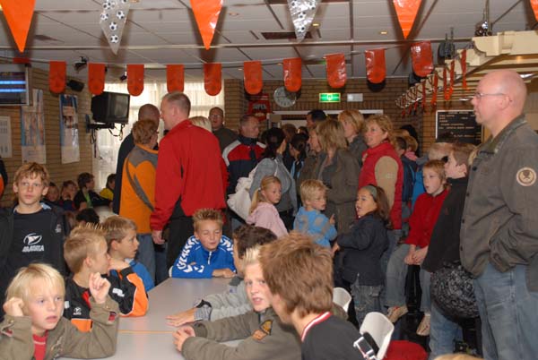 knvb 004