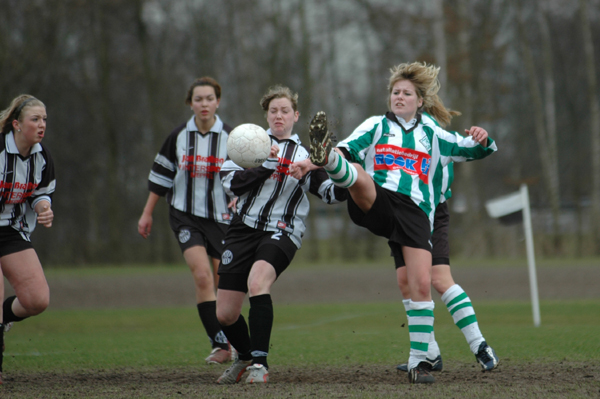 DA 2-Genemuiden 1 0-4 010kopie