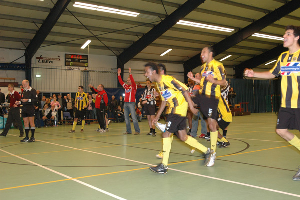 Veendam gaat door naar de finale 183kopie