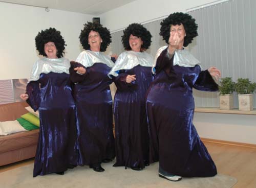 4 dikke dames Revue MSC 95 jaar 018 filteredkopie