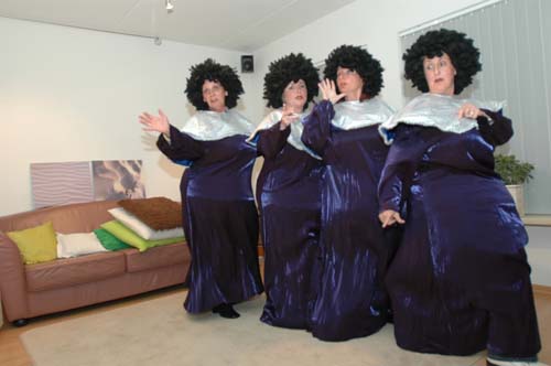 4 dikke dames Revue MSC 95 jaar 024 filteredkopie