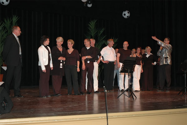 Revue ''Zo zwart wit kan het ook'' MSC 95 jaar (2) 071 filtered