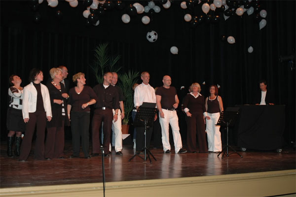 Revue ''Zo zwart wit kan het ook'' MSC 95 jaar (2) 073 filtered