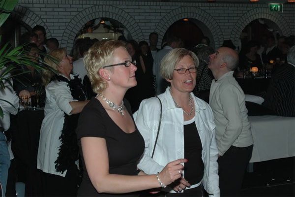 Revue ''Zo zwart wit kan het ook'' MSC 95 jaar (2) 151 filtered