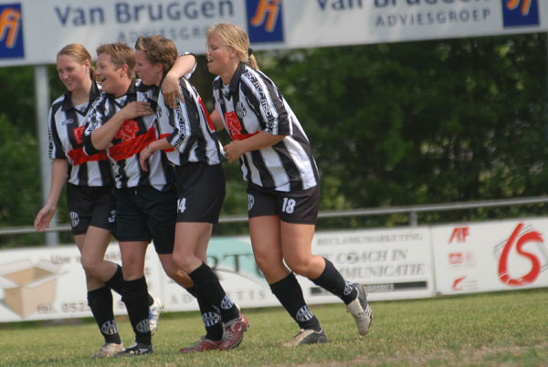 Dames 1 Kamp. 080