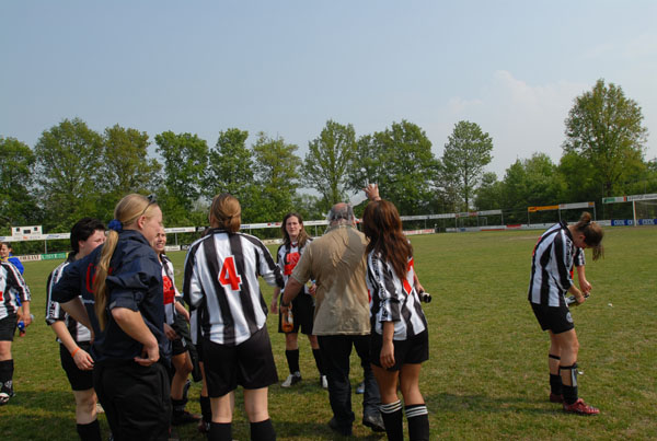 Dames 1 Kamp. 114