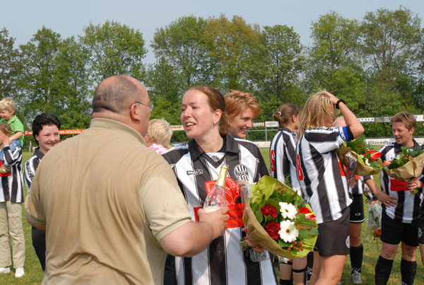 Dames 1 Kamp. 133