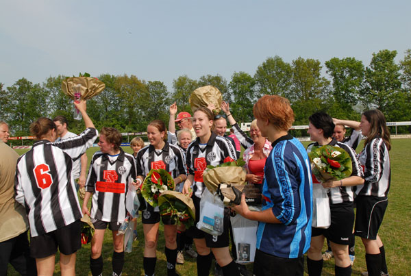 Dames 1 Kamp. 144