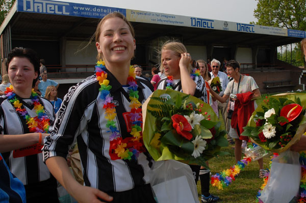 Dames 1 Kamp. 162